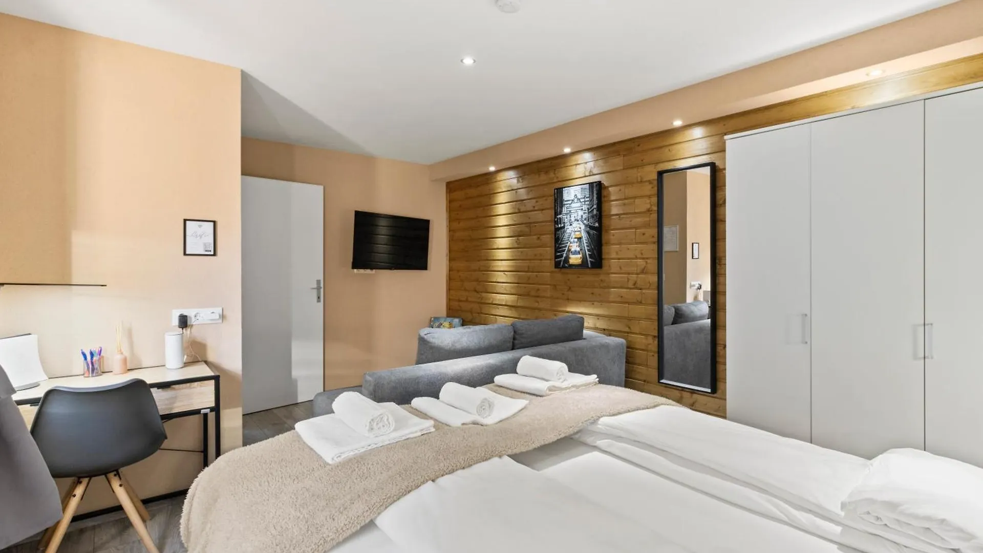 Ferienwohnung City & Air Link Nahe Flughafen Und Zentrum Wien Apartment