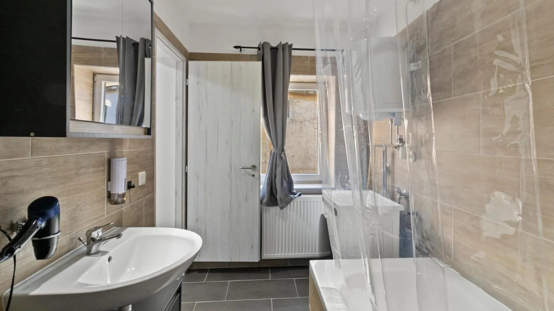Ferienwohnung City & Air Link Nahe Flughafen Und Zentrum Wien